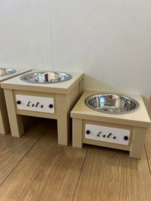 Personalized Raised Dog Bowl Station – Custom Elevated Pet Feeder with Nameplate