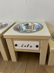 Personalized Raised Dog Bowl Station – Custom Elevated Pet Feeder with Nameplate