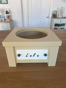 Personalized Raised Dog Bowl Station – Custom Elevated Pet Feeder with Nameplate