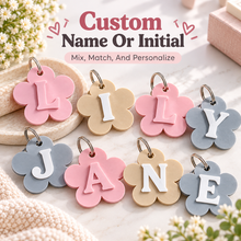 Personalized Daisy Initial Keychain – Custom 3D Printed Flower Bag Charm