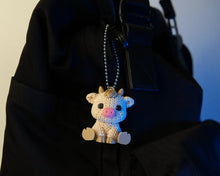 Cute Knitted Cow Keychain – 3D Printed Crochet-Style Cow Charm