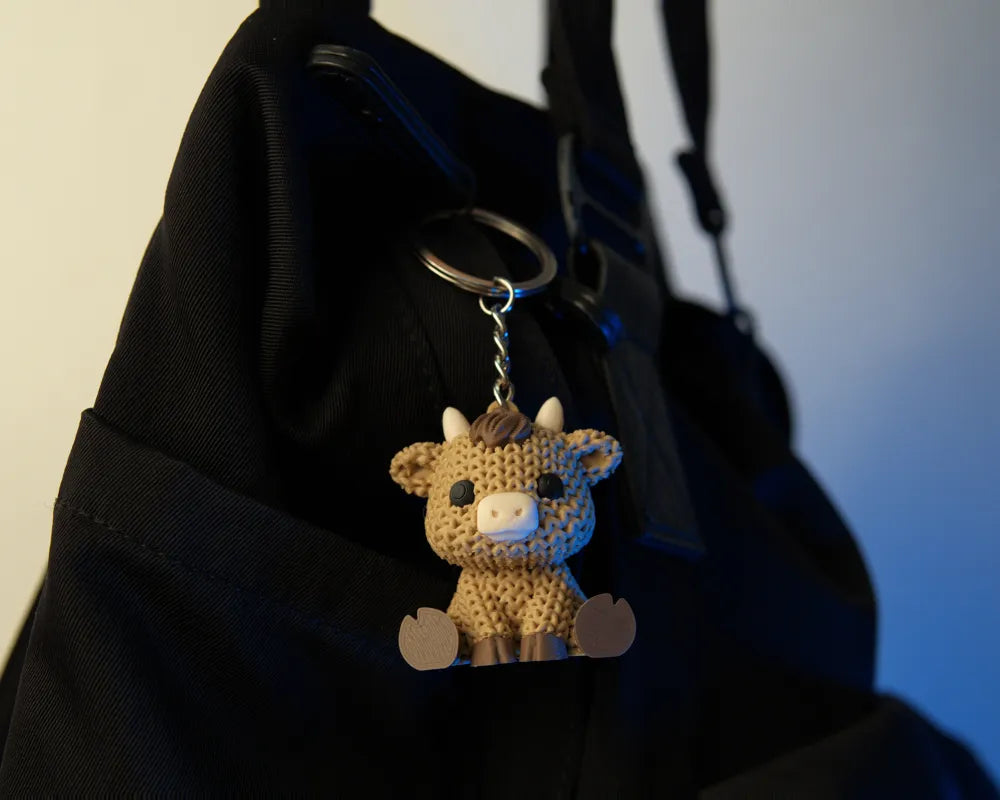 Cute Knitted Cow Keychain – 3D Printed Crochet-Style Cow Charm