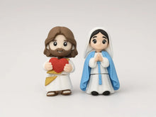 Jesus Holding Heart Keychain – Cute 3D Printed Christian Mini Figurine